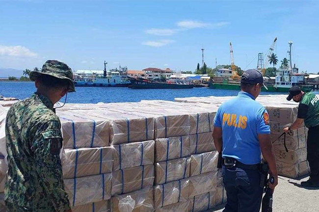 sarangani-confiscated-cigarette_2024-04-01_16-57-52.jpg